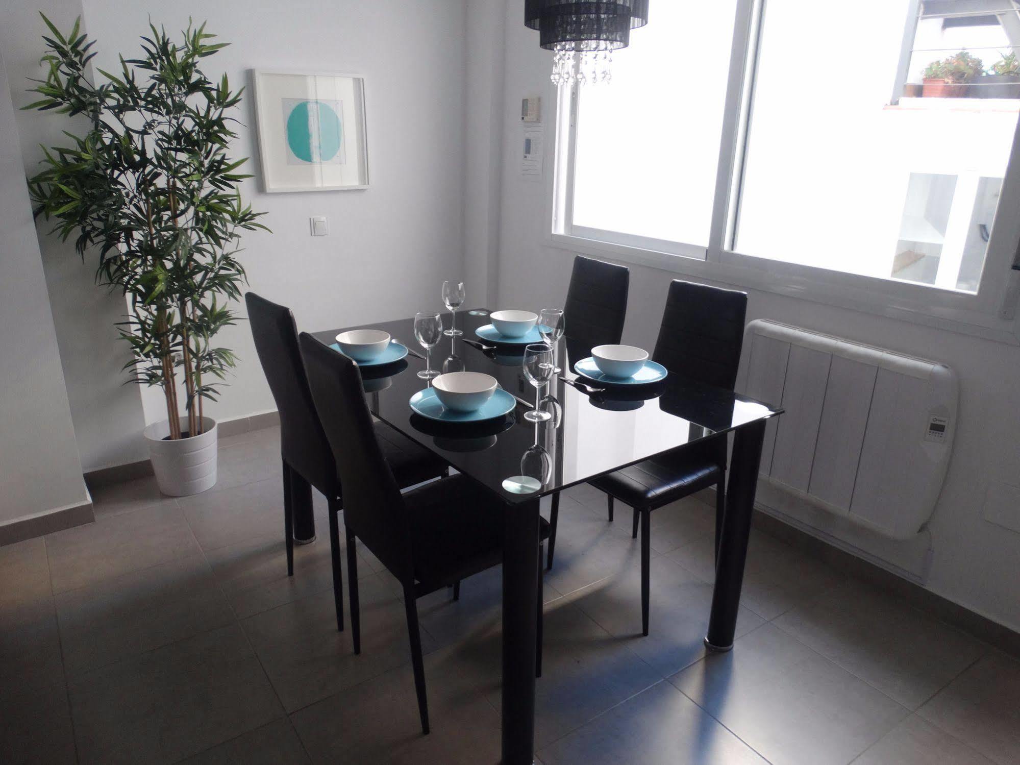 Malaga Apartamentos - Nuno Gomez, 24 エクステリア 写真
