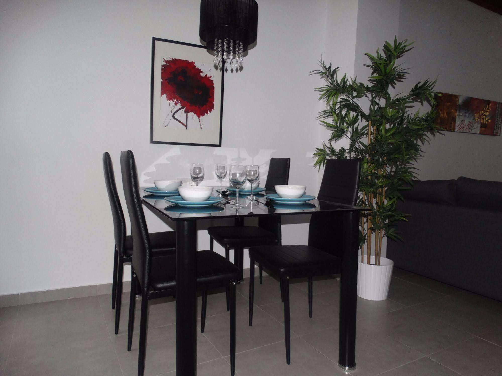 Malaga Apartamentos - Nuno Gomez, 24 エクステリア 写真