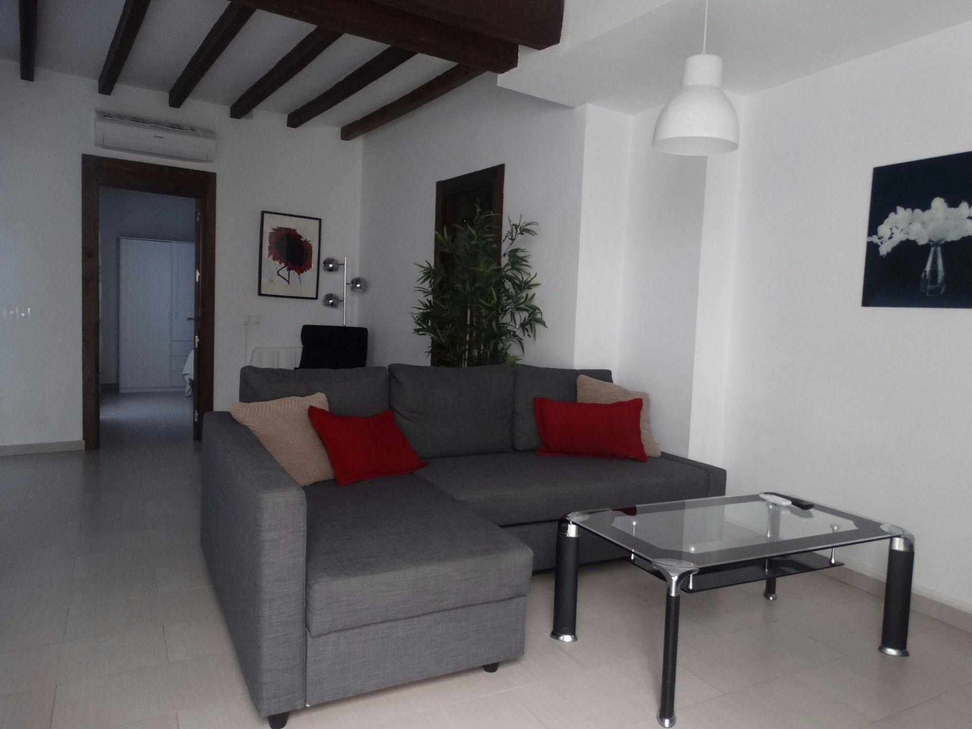 Malaga Apartamentos - Nuno Gomez, 24 エクステリア 写真