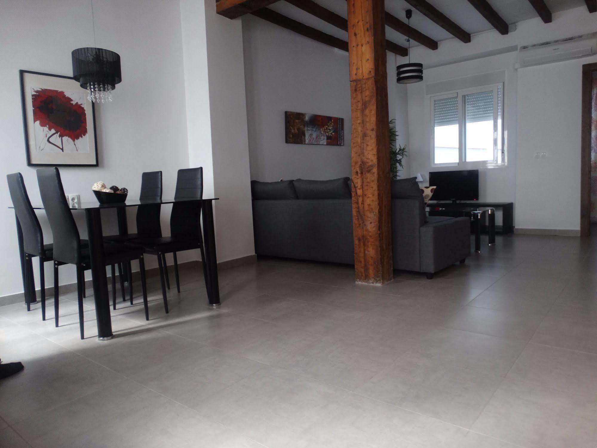 Malaga Apartamentos - Nuno Gomez, 24 エクステリア 写真